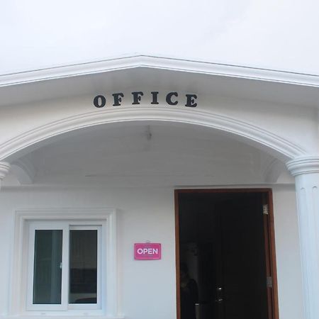 Joe'S Castle Bed & Breakfast Sagbayan Bagian luar foto