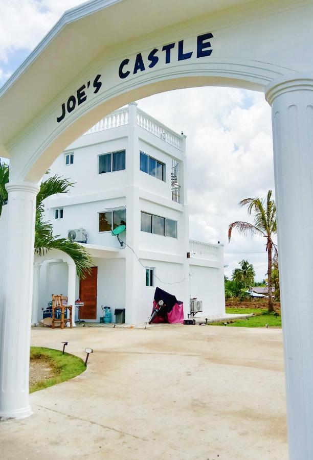 Joe'S Castle Bed & Breakfast Sagbayan Bagian luar foto
