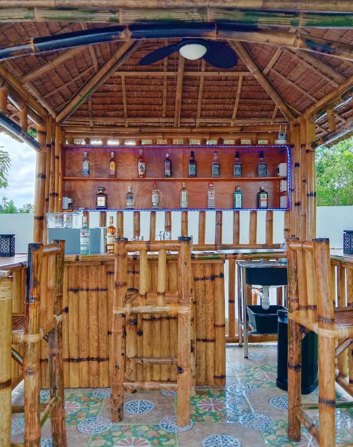 Joe'S Castle Bed & Breakfast Sagbayan Bagian luar foto