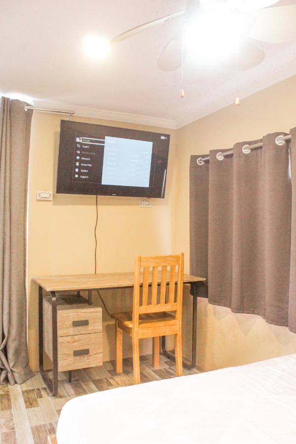 Joe'S Castle Bed & Breakfast Sagbayan Bagian luar foto
